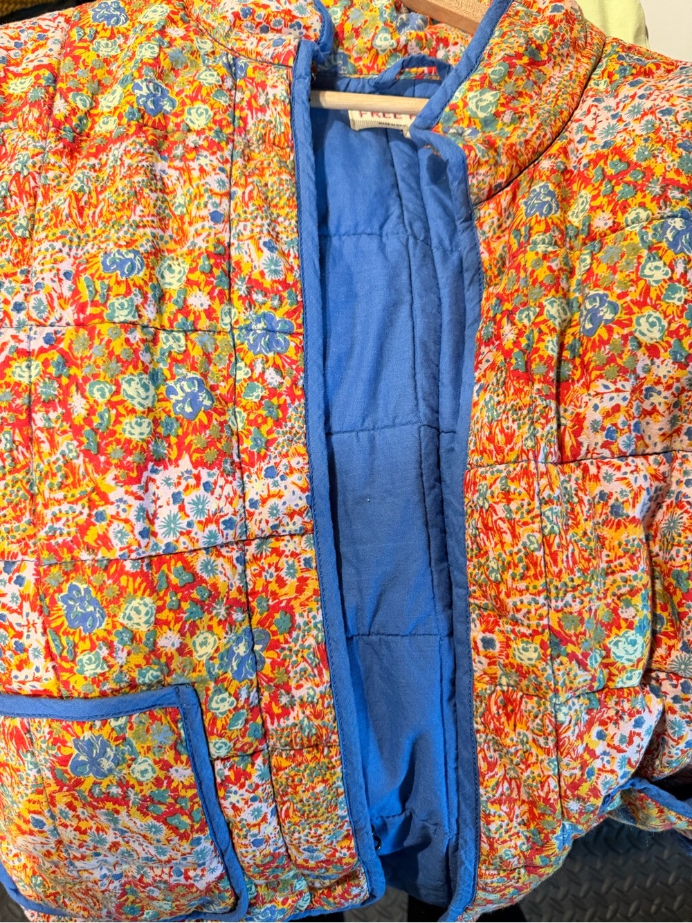 Free People Chloe Quilted Floral Jacket XS - never worn ! - Picture 2 of 3